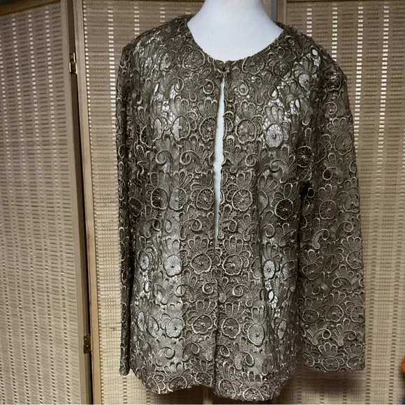 Jacket - Picture 1 of 4